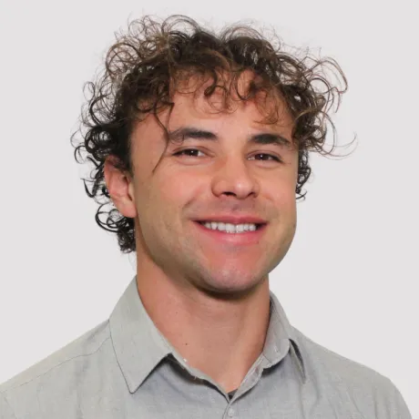 Jason Frost headshot