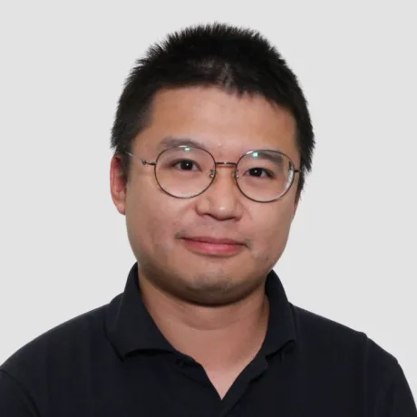 Jiangzhou Fu headshot