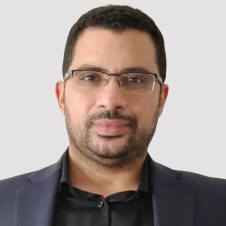 Mohamed Mostafa headshot