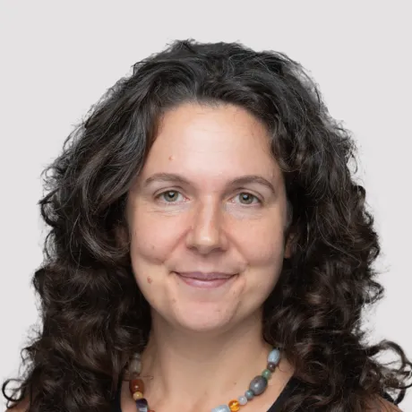 Corrina Moucheraud headshot