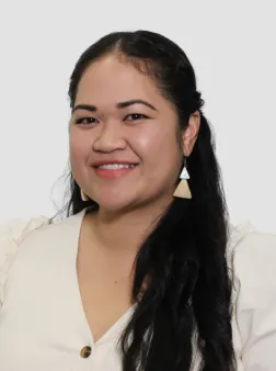 Corina Penaia headshot
