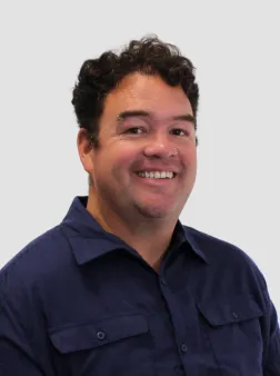 Jacob Rosalez headshot
