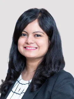 Shreya Paul headshot